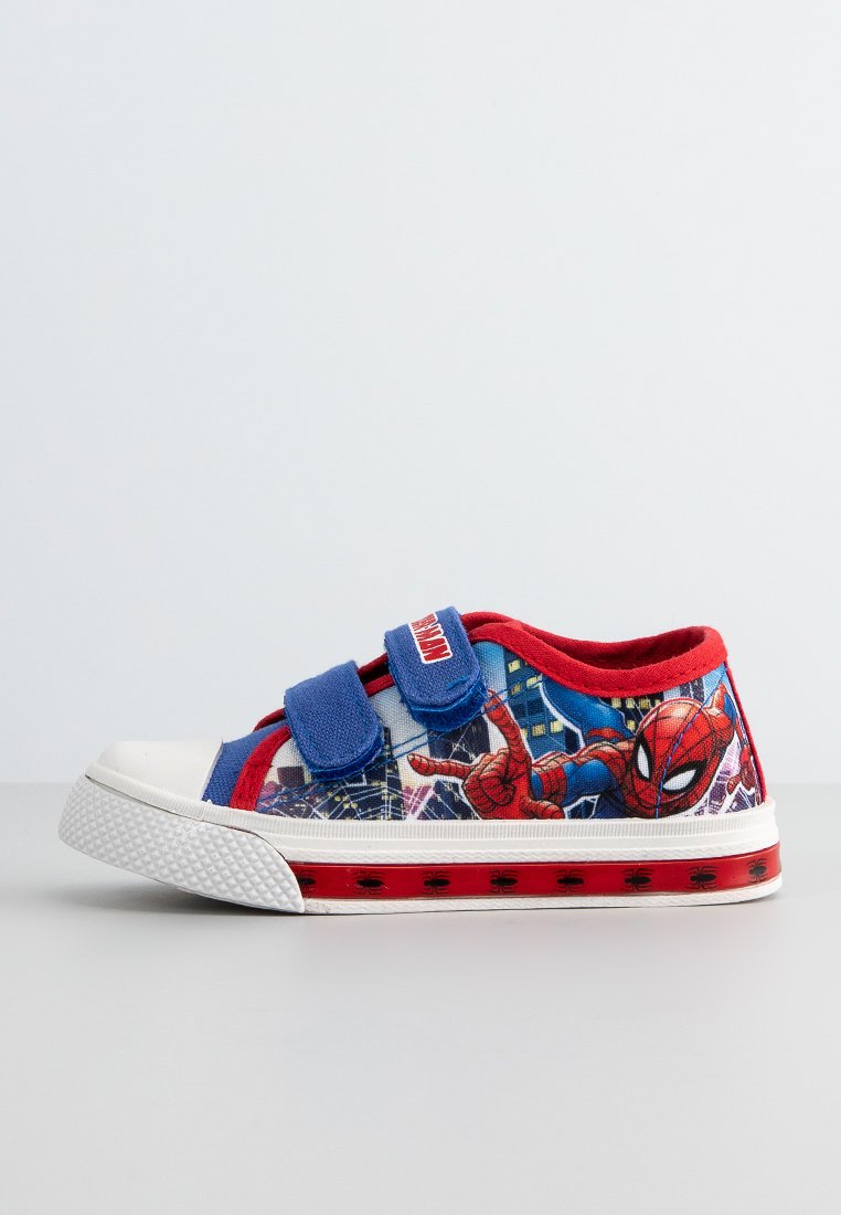 Sneakers low