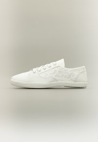Wybrany, white