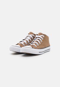 Converse CHUCK TAYLOR ALL STAR MALDEN STREET UNISEX - Vysoké tenisky - hot tea/orange/white