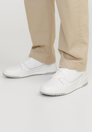 JFWLONDON  - Sportbačiai - white detail:vapor blue