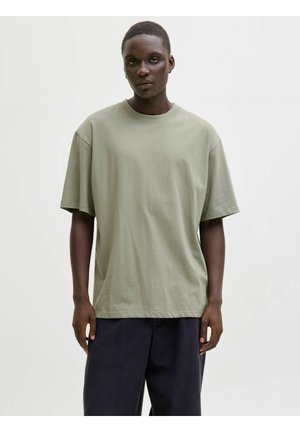 JJEBRADLEY TEE SS O-NECK NOOS - Camiseta básica - vetiver