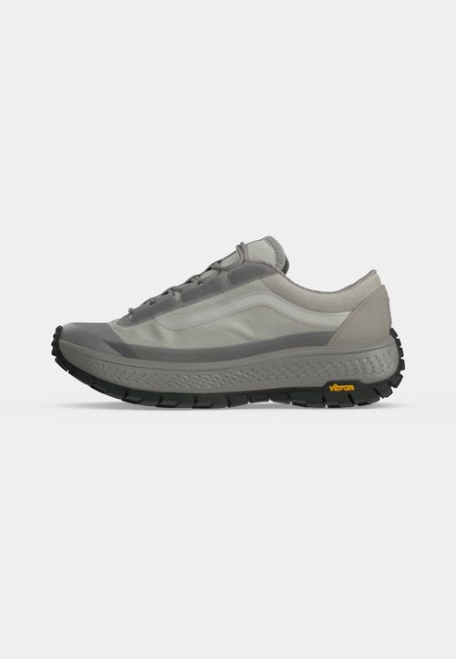 Vans OLD SKOOL 36 TRAIL UNISEX - Trainers - reflective light grey — foto 2