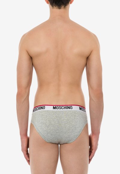 Slip in cotone grigio con logo "MOSCHINO" nero e rosso su una fascia bianca, design aderente e texture liscia.