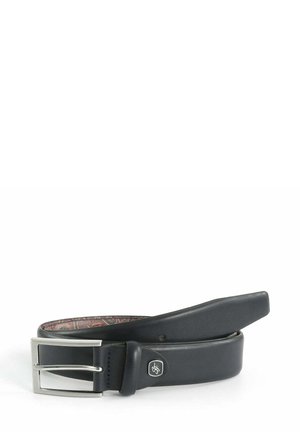 Schwarzer Ledergürtel mit polierter silberner Doppeldornschließe, mit gemustertem Innenfutter. Glatte Textur und klassisches Design.