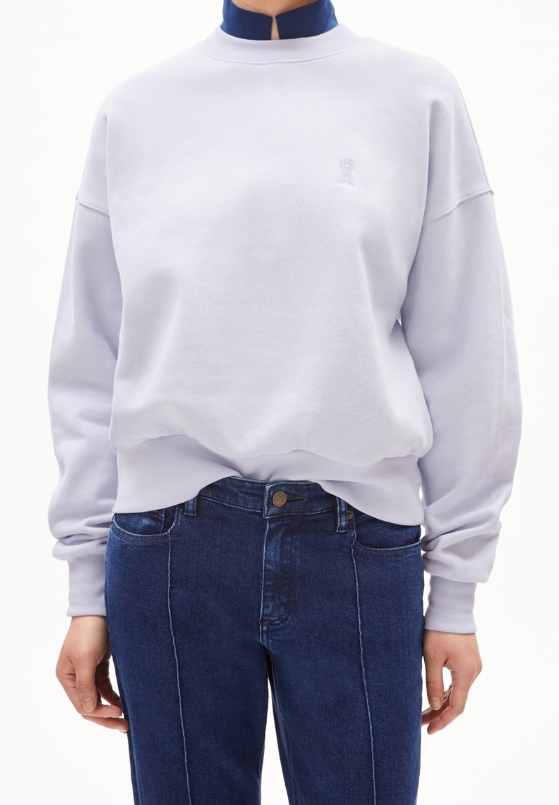 ARMEDANGELS Sweatshirt - off-white