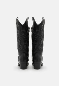 XTI Botas camperas - black