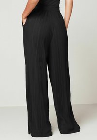 Next Broek - black