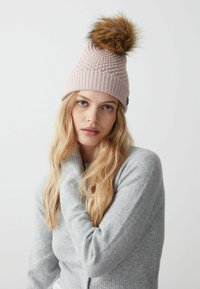 Colmar Originals Cepure - light pink