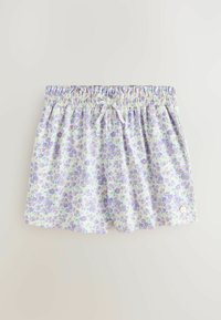 Világoskék, gumis derekú rövidnadrág kis masnival és lila valamint sárga virágokból álló teljes mintával.