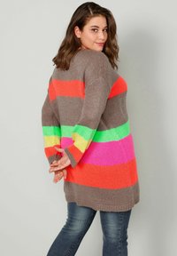 Angel of Style Trui - brown