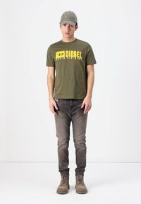 Thumbnail Image 2
