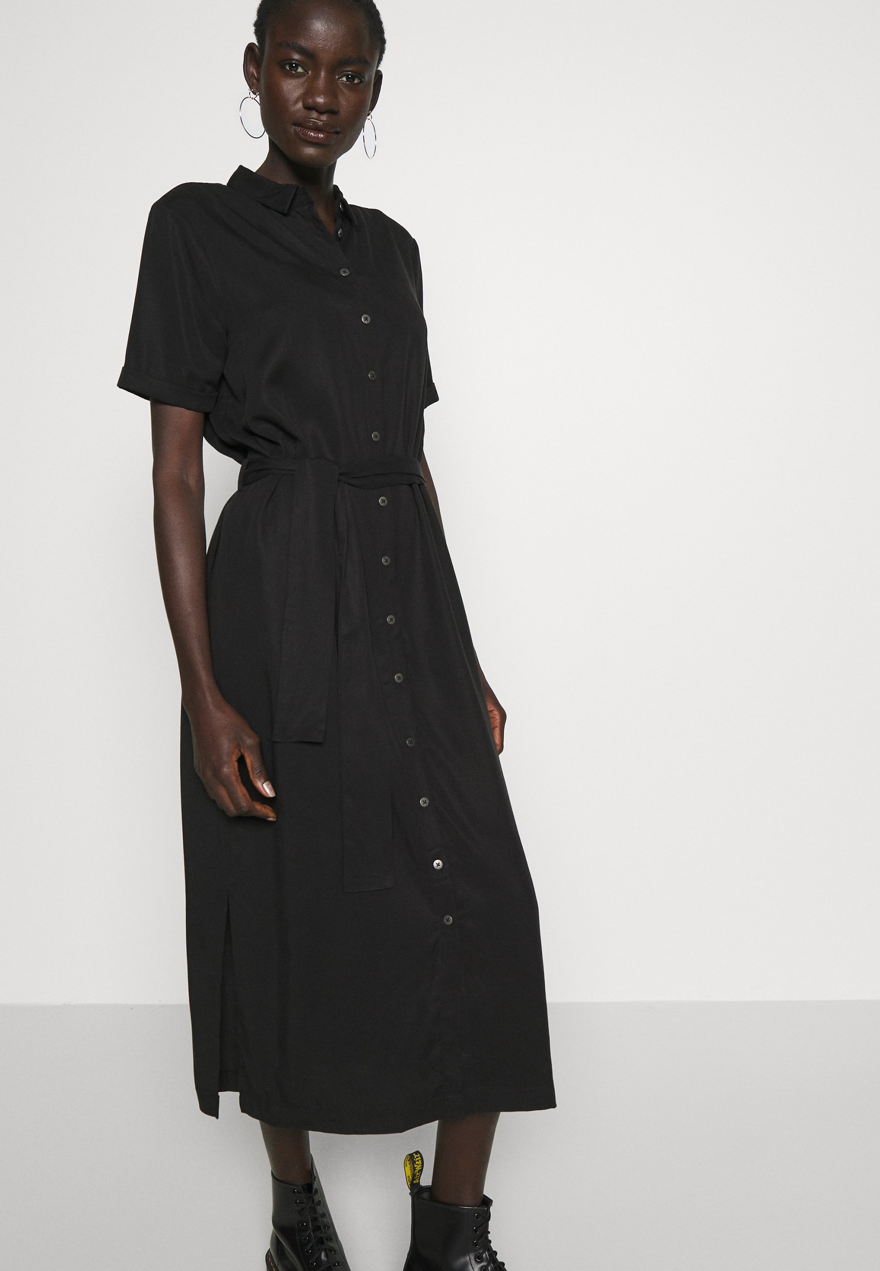 Object Tall OBJTILDA ISABELLA DRESS Kjole black Zalando.no Object OBJTILDA ISABELLA S/S DRESS NOOS - Skjortekjole - black