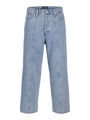 Lichtblauwe denim jeans met een losse pasvorm, wijde benen en zichtbare stiksels. Voorzien van een knoop- en ritsluiting, vijf zakken.