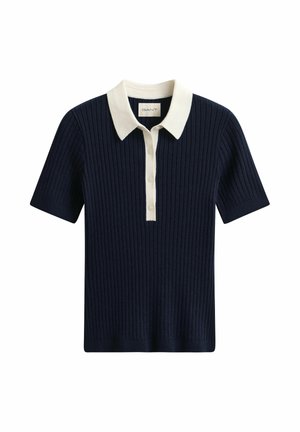 Marineblaues, geripptes Poloshirt mit kurzen Ärmeln, weißem Kragen und Knopfleiste, mit GANT-Label.