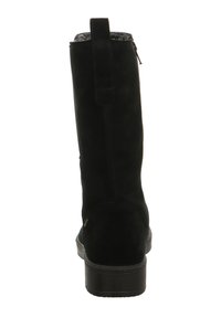 Zwarte suède enkellaars met een gladde buitenkant, ronde neus, een decoratieve achterkant en een lage hak. Achterste ritsluiting zichtbaar.