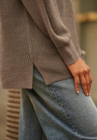 Next COSY LONGLINE - Pulover - mole brown