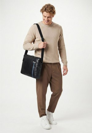 Bench, UNISEX - Notebooktasche - schwarz