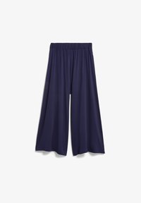 Unselected, tinted navy