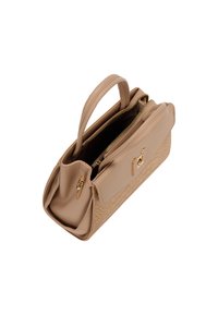 Beige håndtaske med tekstureret krokodillemønster på fronten, gyldne metaldele, to top-håndtag og en lynlås-lukning.