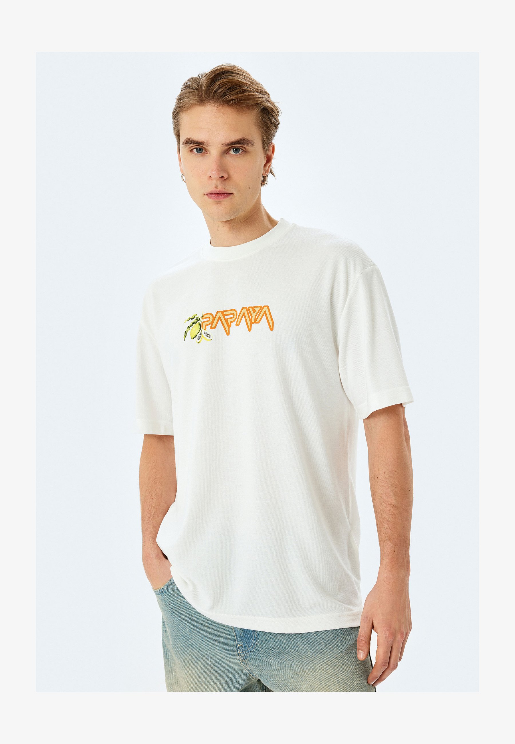 Koton T-Shirt Donna Manica Corta In Viscosa Con Stampa: Taglia M, Colore Ecru (010) - Morbida E Perfetta Per L'Estate
