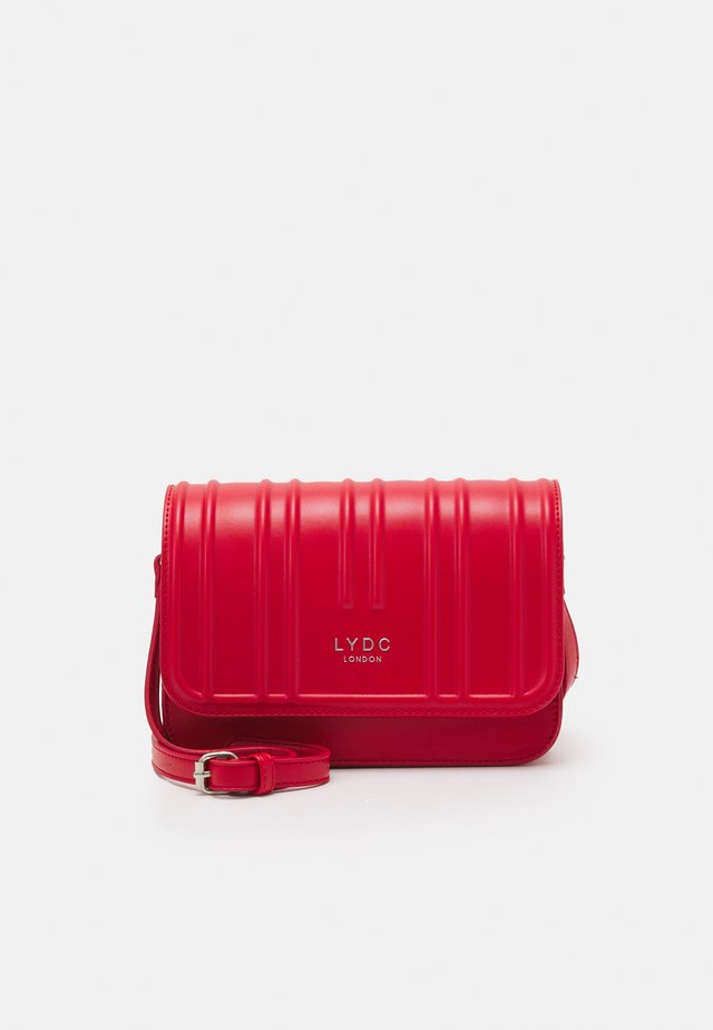 Across body bag - red