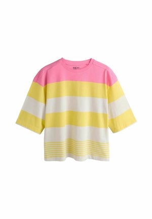 Korte mouw T-shirt gemaakt van katoen, met roze, gele en witte horizontale strepen, een geribde ronde hals en een rechte zoom.
