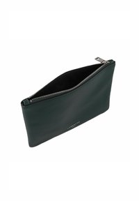 Zielona skórzana torebka o gładkiej fakturze, z zamknięciem na zamek błyskawiczny i logotypem. Prostokątny kształt, idealna do organizowania drobnych przedmiotów.