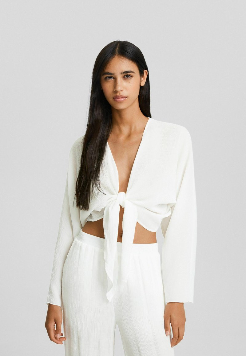 Bershka LONG SLEEVE KNOTTED Bluza white/bijelo Zalando.hr