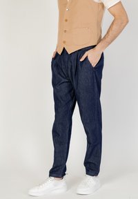 Gianni Lupo HURON - Jeans Tapered Fit - dark denim