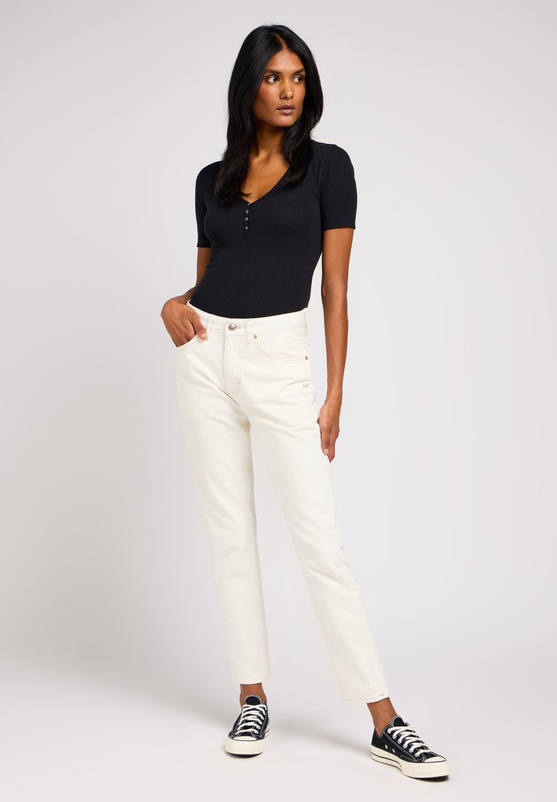 Blugi slim fit