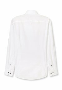 Weißes Langarmhemd mit klassischem Kragen, glatter Textur, abgerundetem Saum und mit dunklen Knöpfen betonte Manschetten.