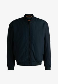 Unselected, dark blue four