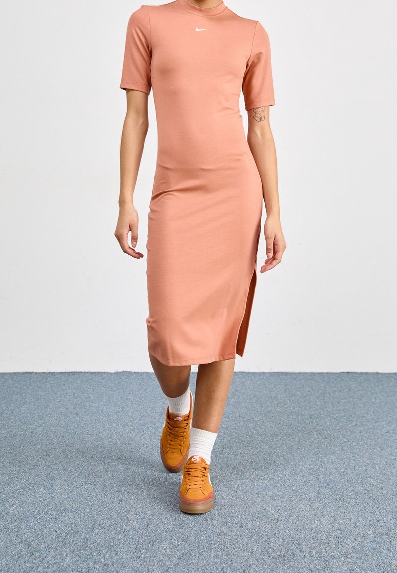 Nike Sportswear Jersey dress - beige - (Pre-owned) - Zalando.ie
