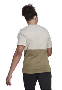 adidas Performance Camiseta estampada - grey