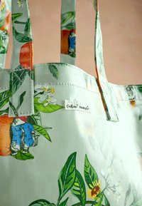 Pasirinkta, green oranges