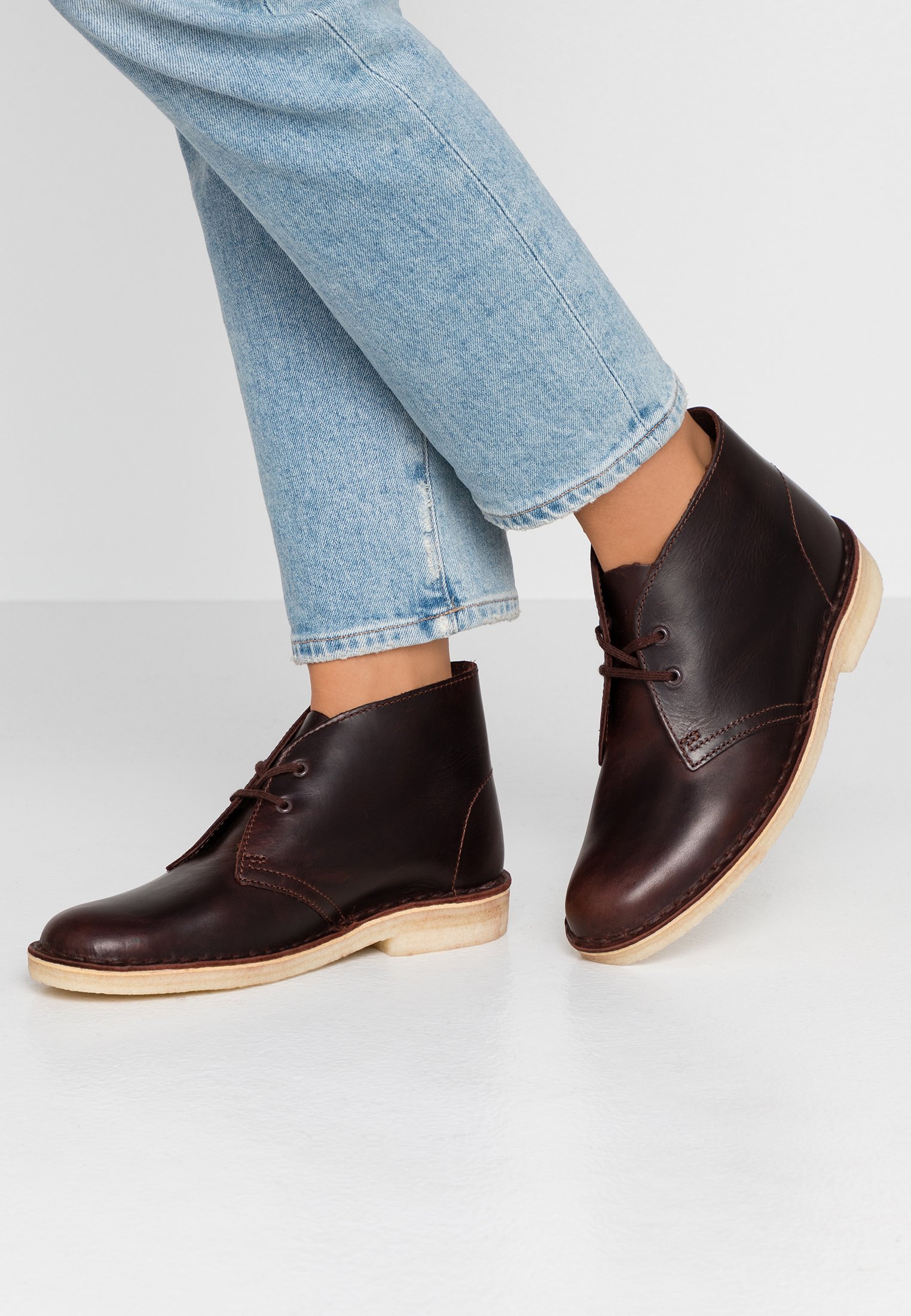 clarks desert mali chestnut