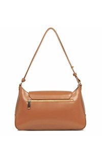 Borsa a spalla in pelle marrone chiaro con una texture liscia, una tasca con zip sul davanti e una lunga tracolla regolabile.