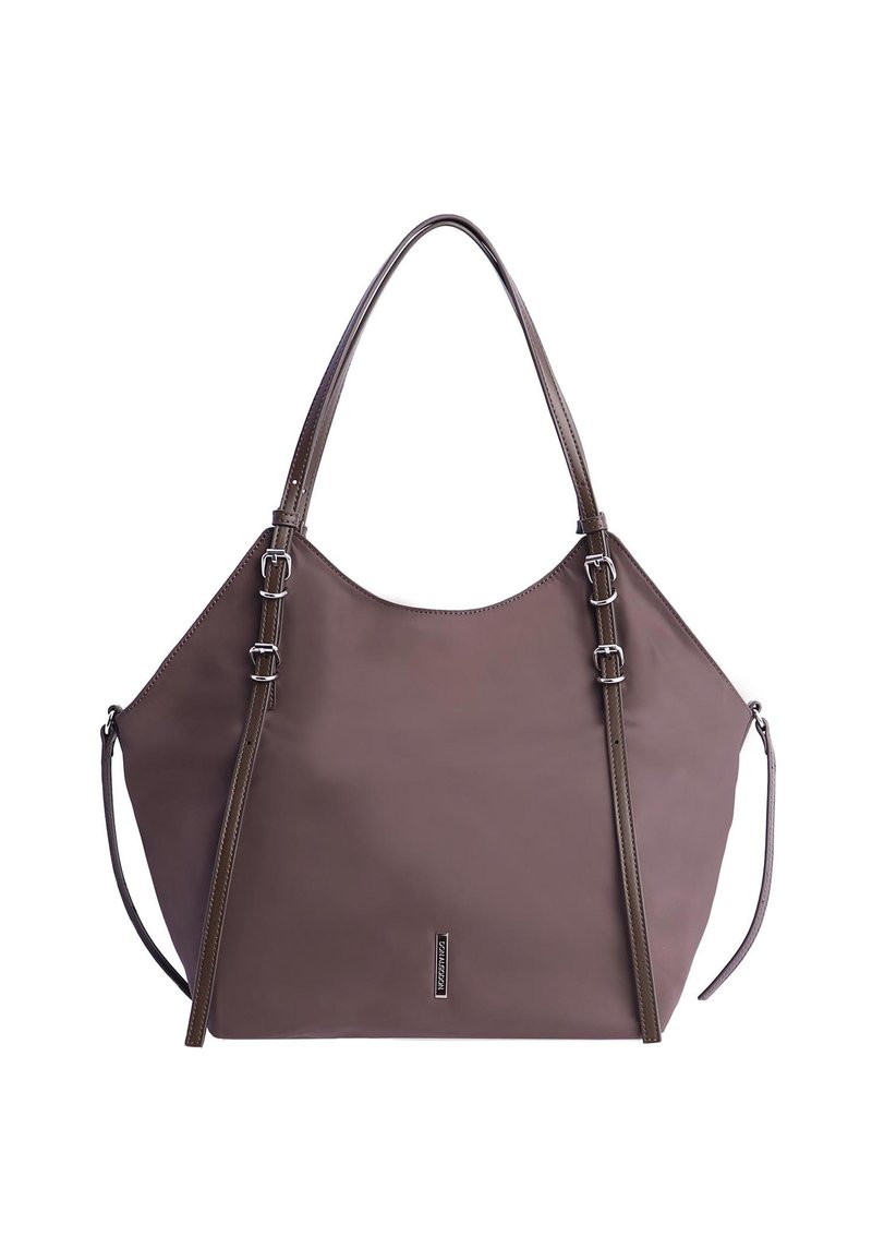 Bolso sintético marrón con textura suave, cuerpo redondeado, dos asas largas y detalles de hebilla en las correas. Incluye correa ajustable para el hombro.