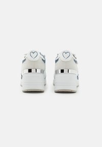Marco Tozzi - Sneakersy niskie