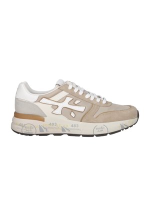 Trainers - beige