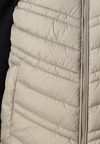 TOM TAILOR LONG HOODED VEST - Vest - smoke olive