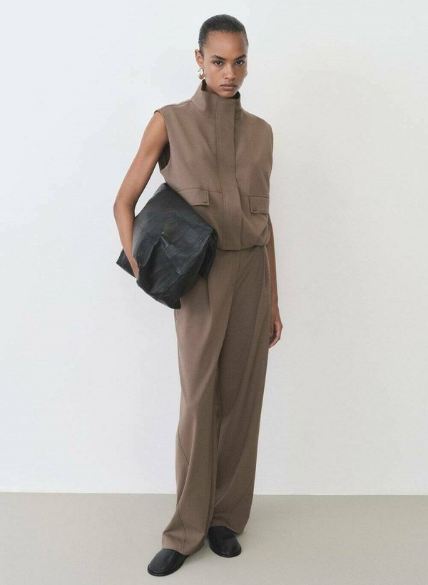 OLIANA - Waistcoat - marron moyen