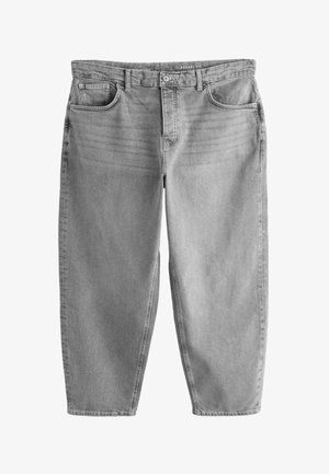 Graue Denim-Jeans im Barrel Fit mit Frontknopf, Reißverschluss und fünf Taschen, darunter eine Münztasche auf der rechten Seite.