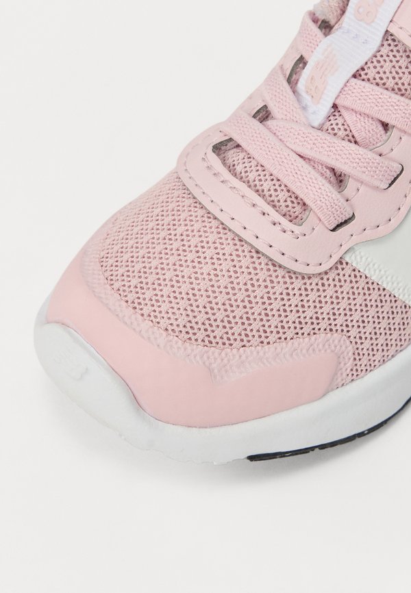 578 UNISEX – Laufschuh Straße – rose sugar