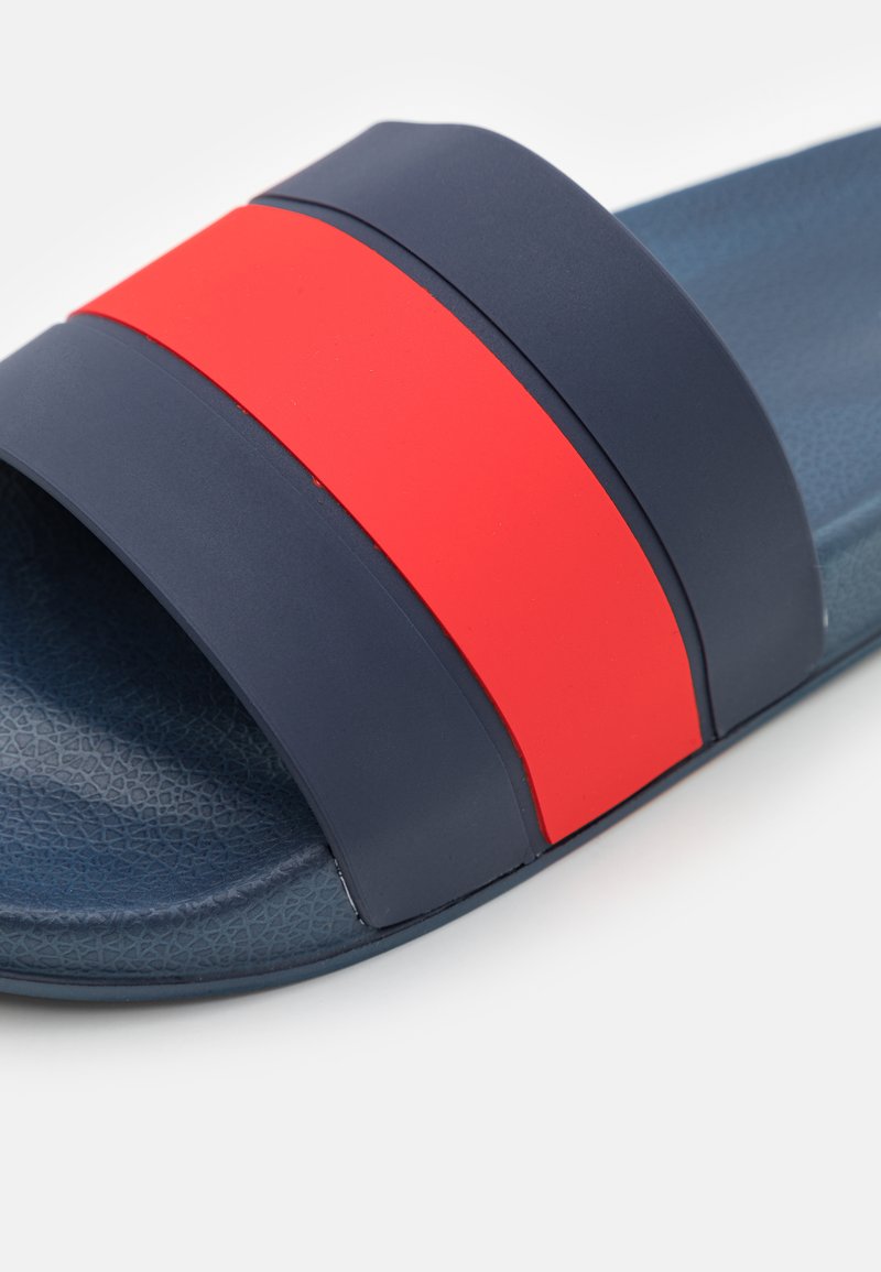 Herren Sandalen | Pier One Pantolette flach dark blue/dunkelblau - WM31391 Herren Sandalen | Pier One Pantolette flach dark blue/dunkelblau - WM31391