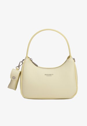 Petit sac à main texturé jaune pâle avec une anse unique, fermeture éclair et une pochette assortie fixée sur une pince métallique.