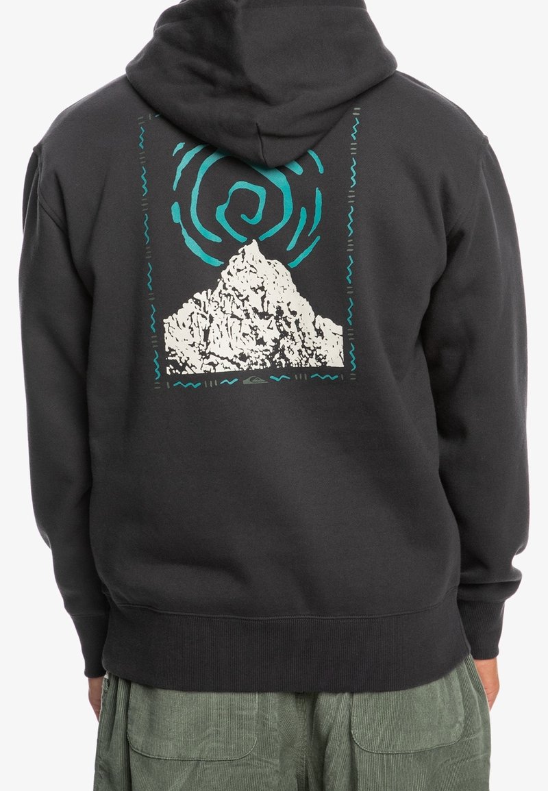 Sweat-shirt noir à capuche, avec un graphisme de montagne en blanc et bleu sarcelle au dos. Le matériau semble doux et texturé.
