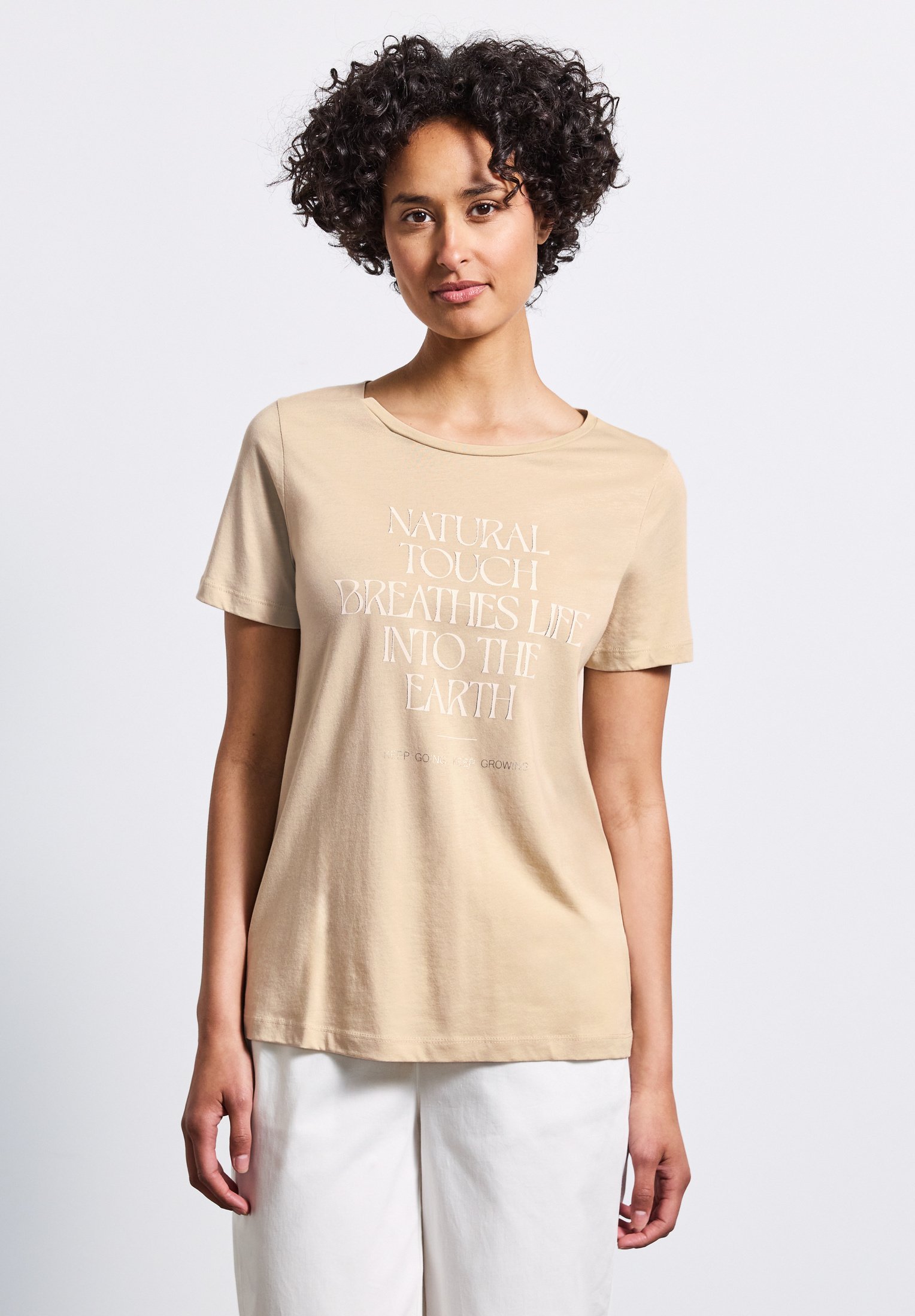 Shirt mit Wording Artwork für Damen in Braun