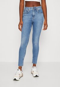 Levi's® 721™ HIGH RISE SKINNY SPLIT HEM - Vaqueros pitillo - heart goes boom