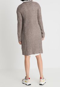 Noisy May Tall Kofta - grey